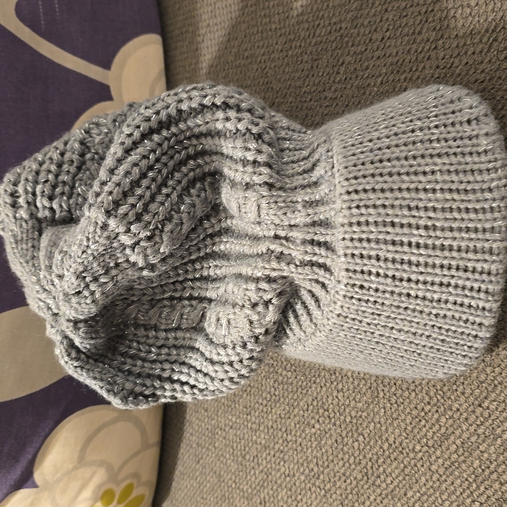 Gray Women's Slouchy Knit Beanie – Ribbed Brim – Winter Basic